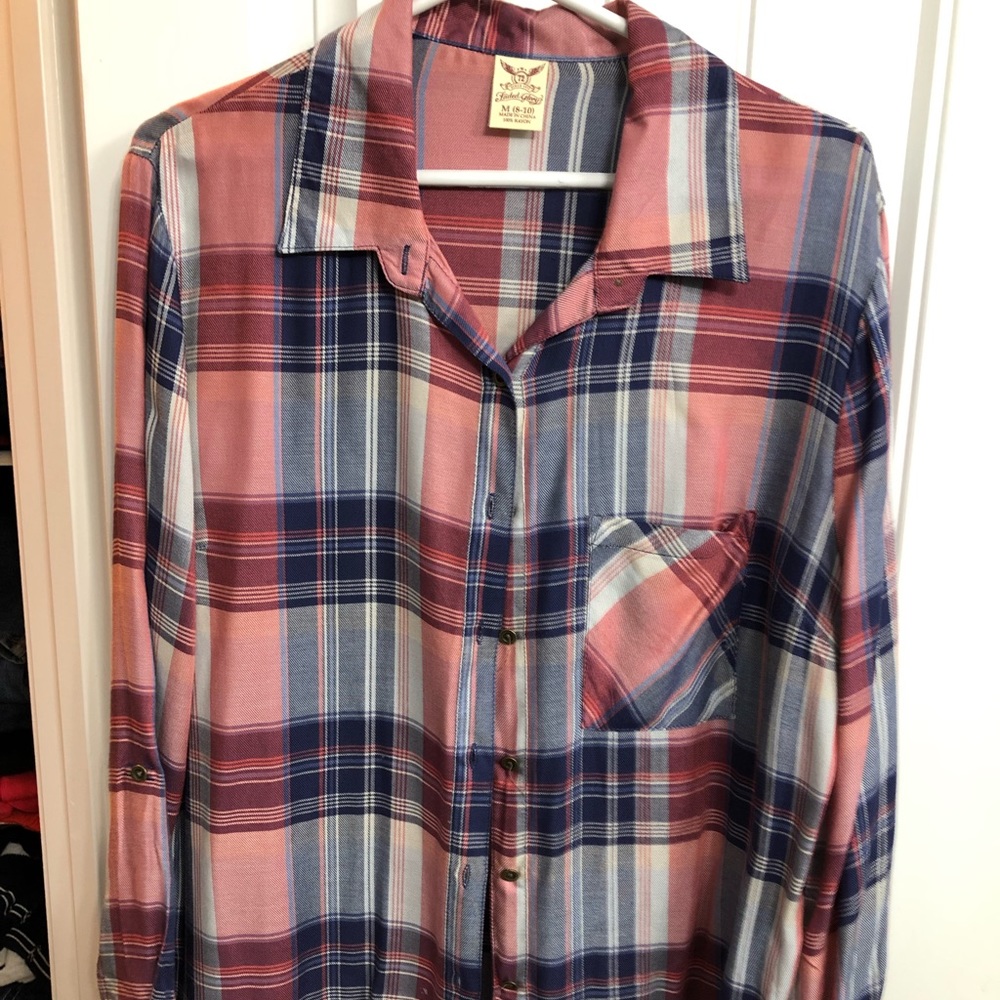 Long sleeve button